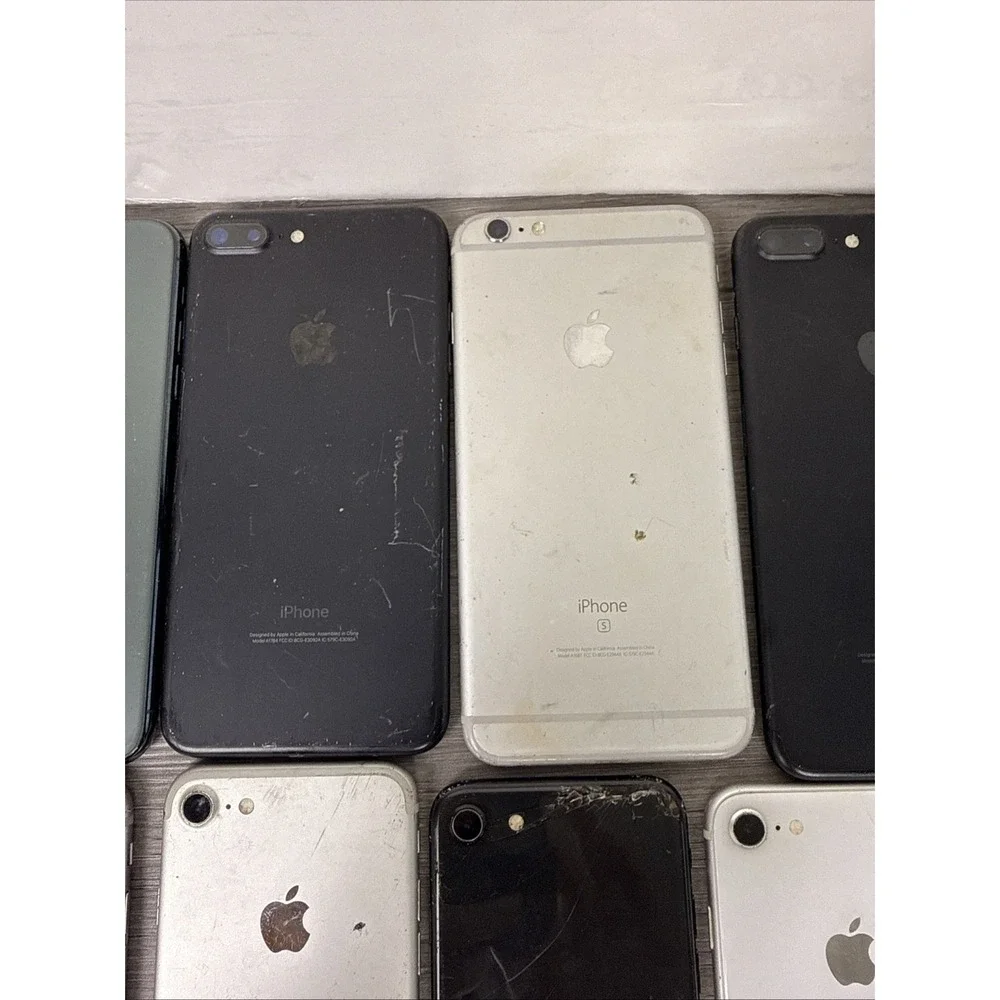 Lot Of 17 Genuine iPhones For Parts From iPhone 5‎ And Up